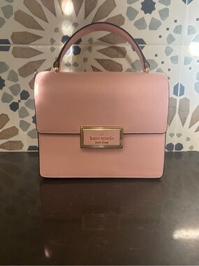 Kate spade pink handbag with gold hardware, brand new never used